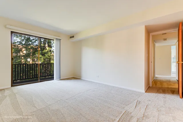 $165,000 | 450 North Main Street, Unit S307A, Wauconda, IL 60084