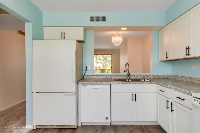 $165,000 | 450 North Main Street, Unit S307A, Wauconda, IL 60084