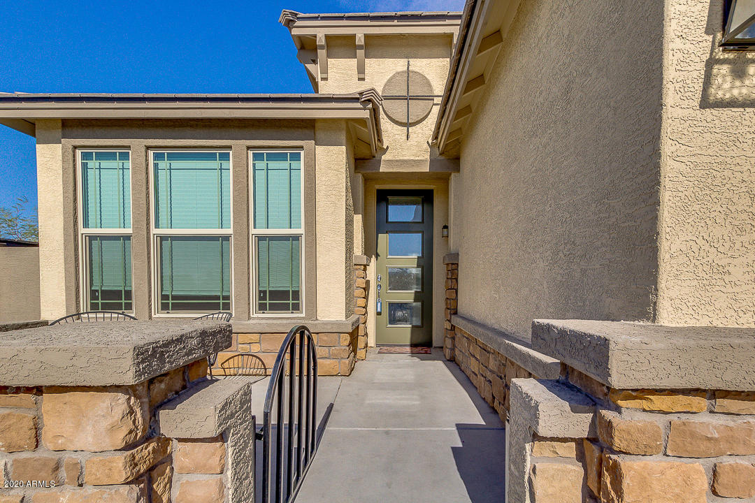 17736 West Sandy Road Goodyear, AZ 85338 - Photo 27 of 29 Front Courtyard