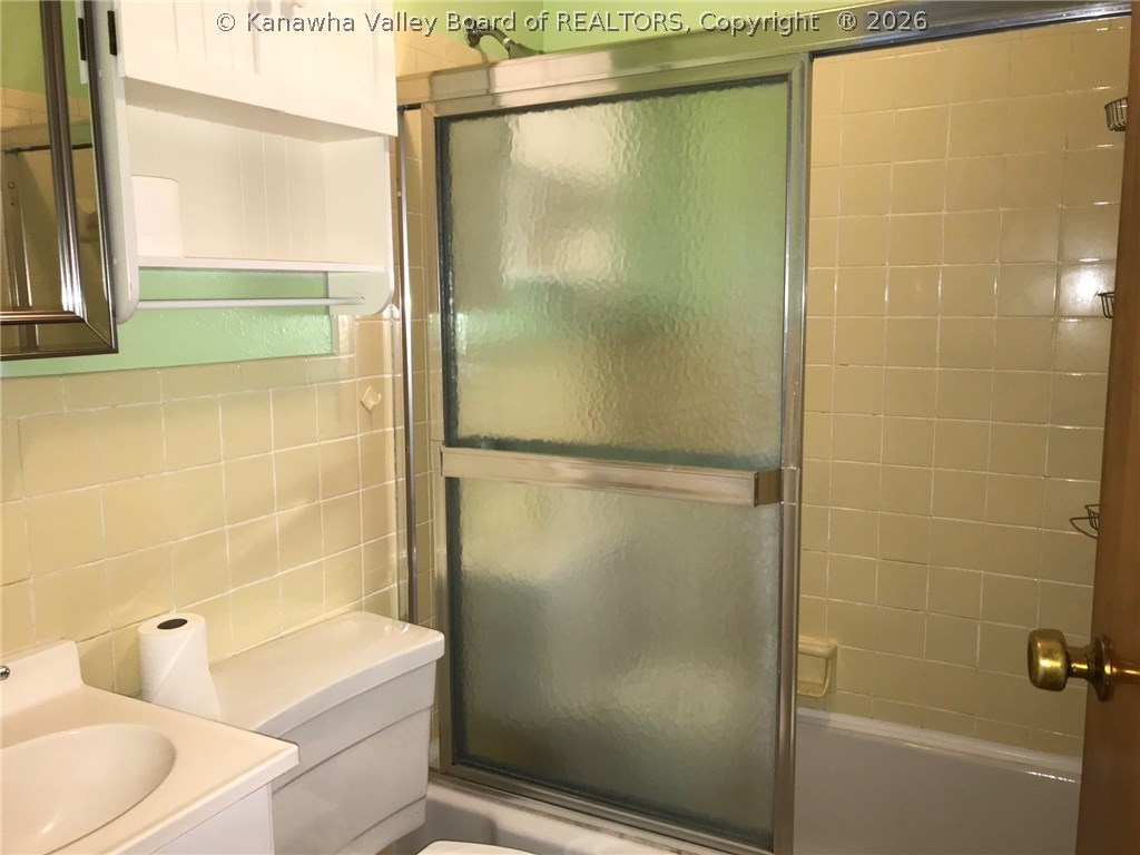 5268 Doc Bailey Road Charleston, WV 25313 - Photo 11 of 13 Gallery Image 11