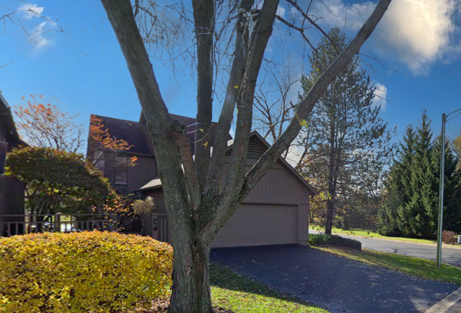 4231 White Ash Road Crystal Lake, IL 60014 - Photo 1 of 46 Gallery Image 1