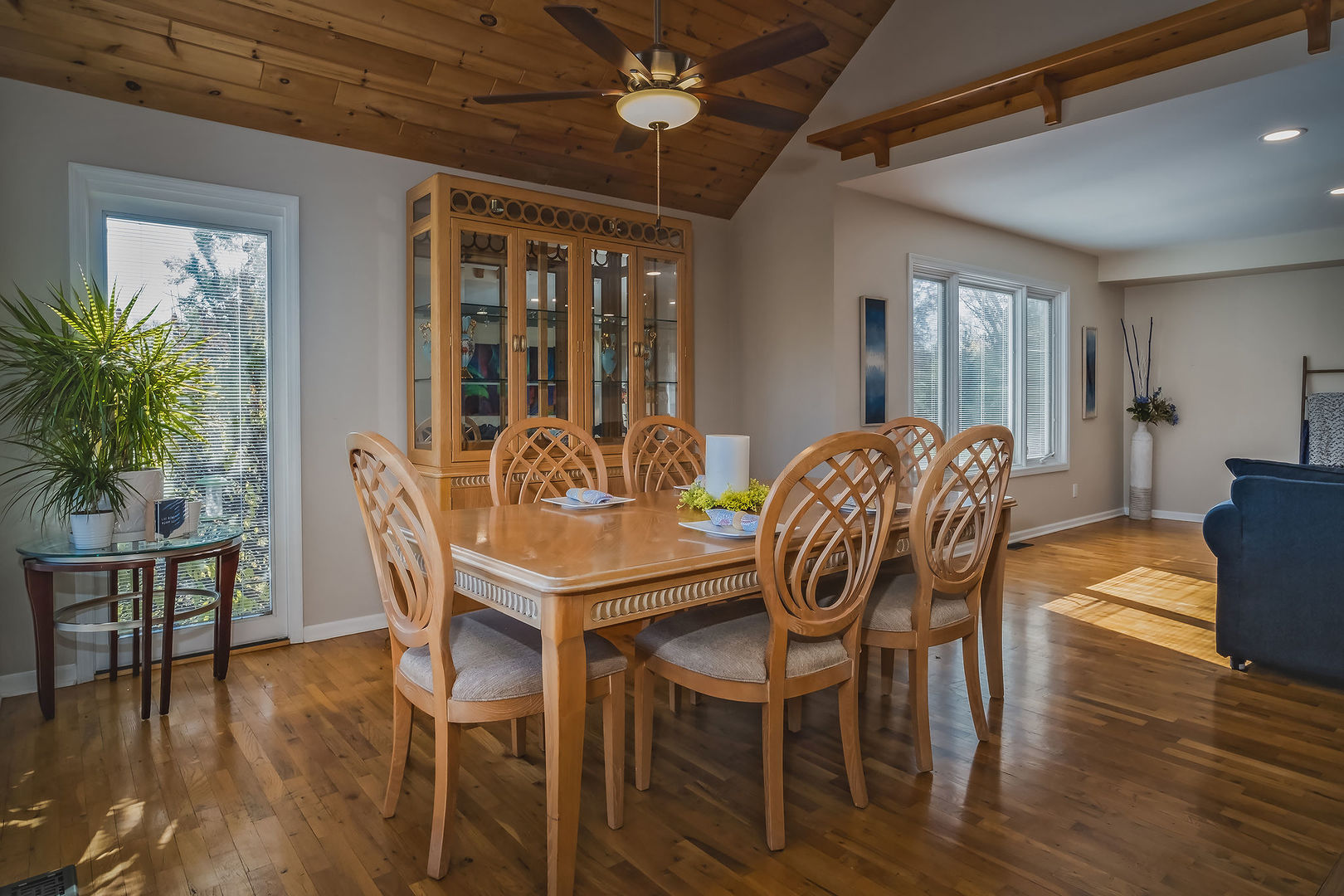 4231 White Ash Road Crystal Lake, IL 60014 - Photo 7 of 46 Gallery Image 7