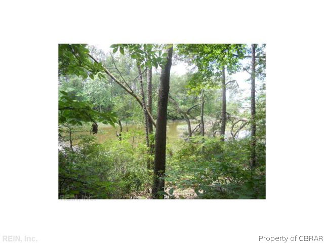 632 Aberdeen Creek Road Gloucester, VA 23061 - Photo 6 of 8