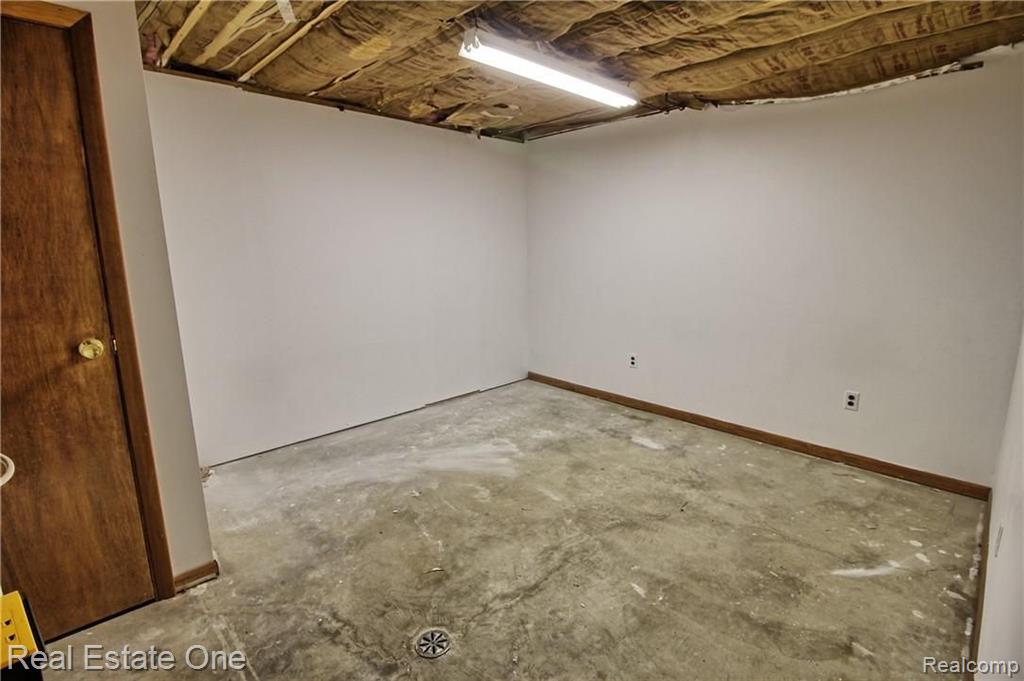 3633 Mildred Avenue Rochester Hills, MI 48309 - Photo 17 of 20