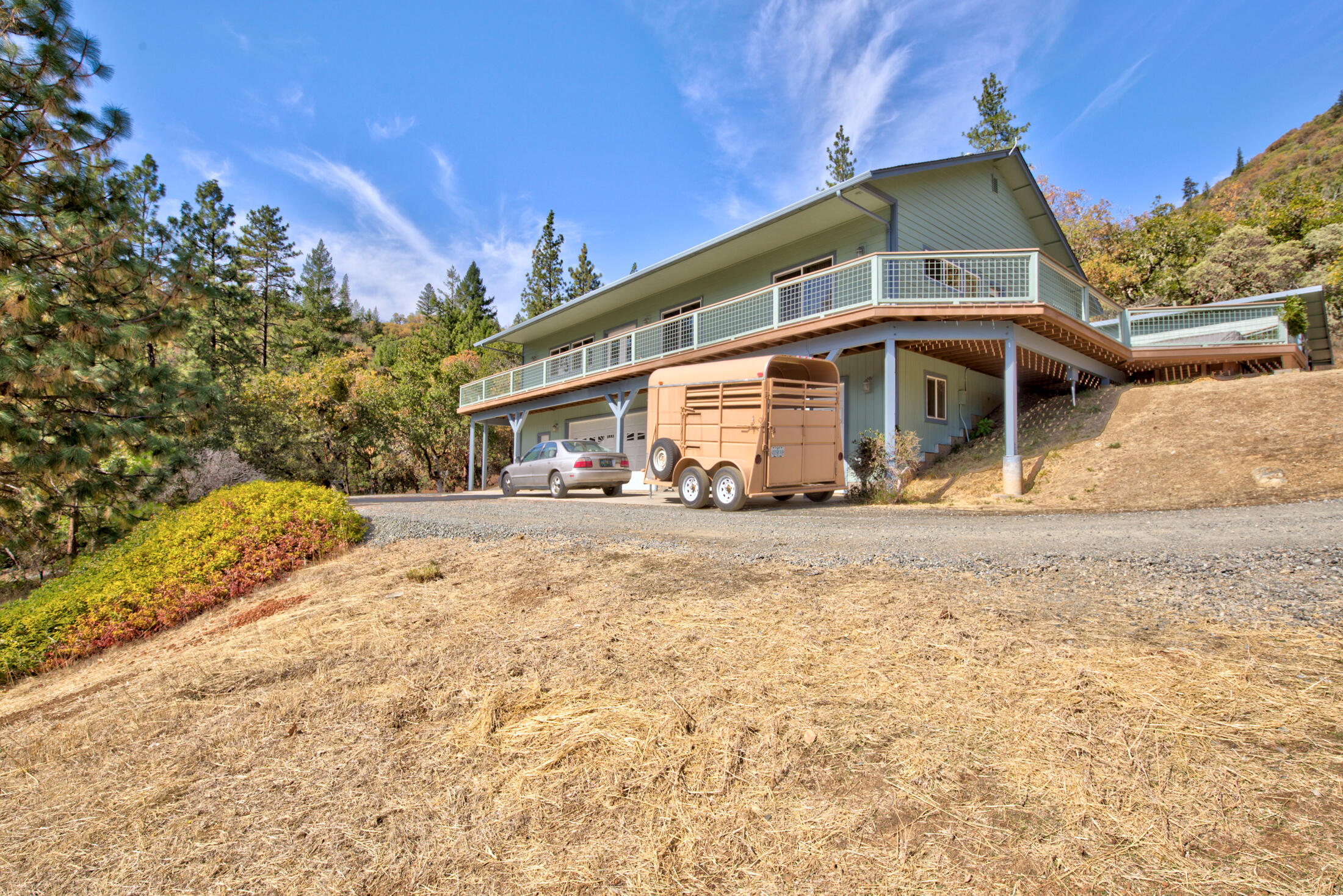 7312 North Applegate Road Grants Pass, OR 97527 - Photo 8 of 81 125A5892_3_4_5_6