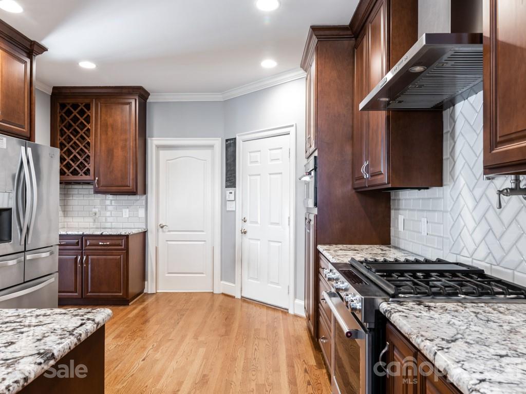 8708 Wingard Road, Unit L87 Waxhaw, NC 28173 - Photo 9 of 39 Gallery Image 9