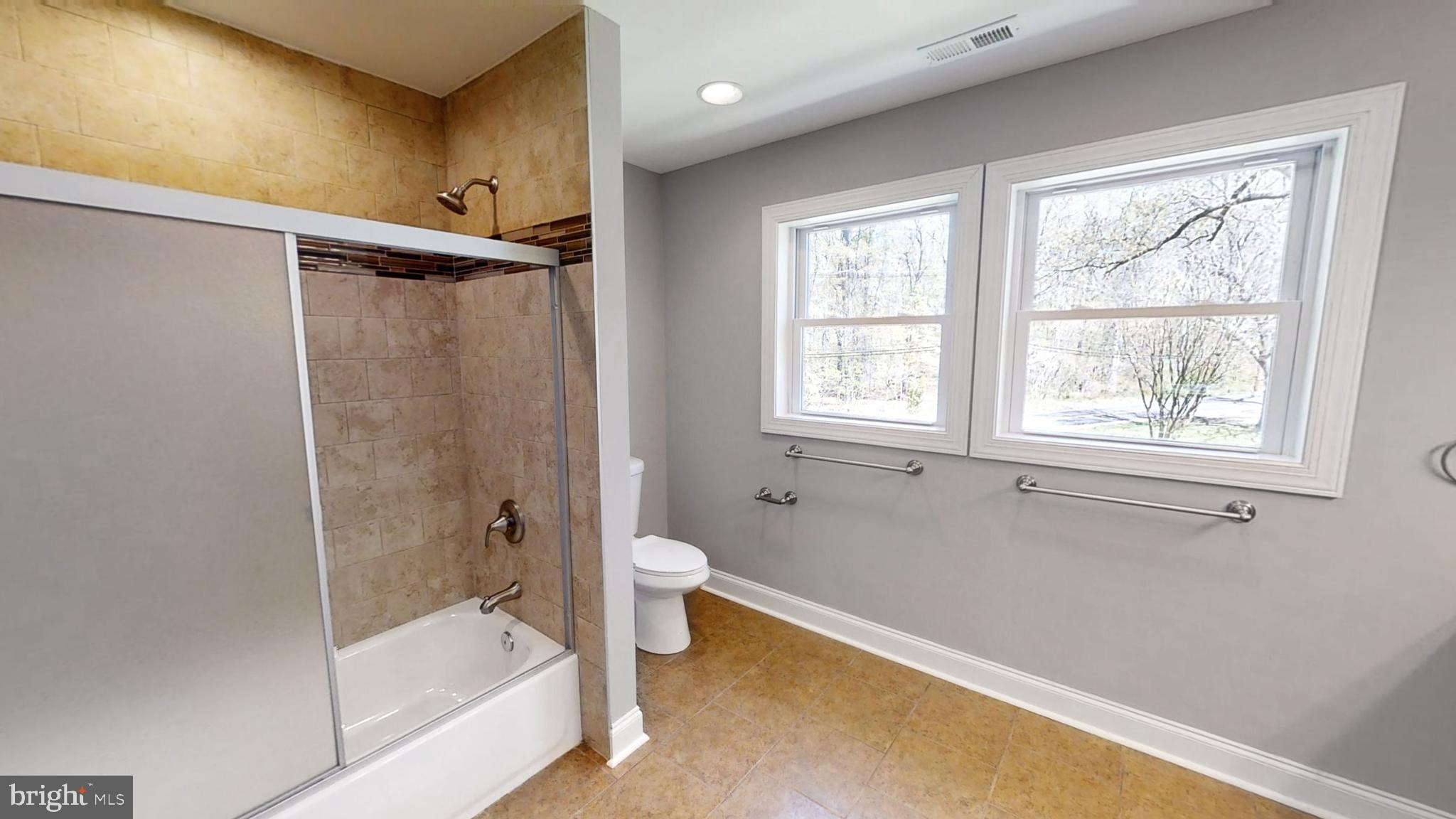 2002 Golupski Road Essex, MD 21221 - Photo 20 of 39 Master Shower/Tub