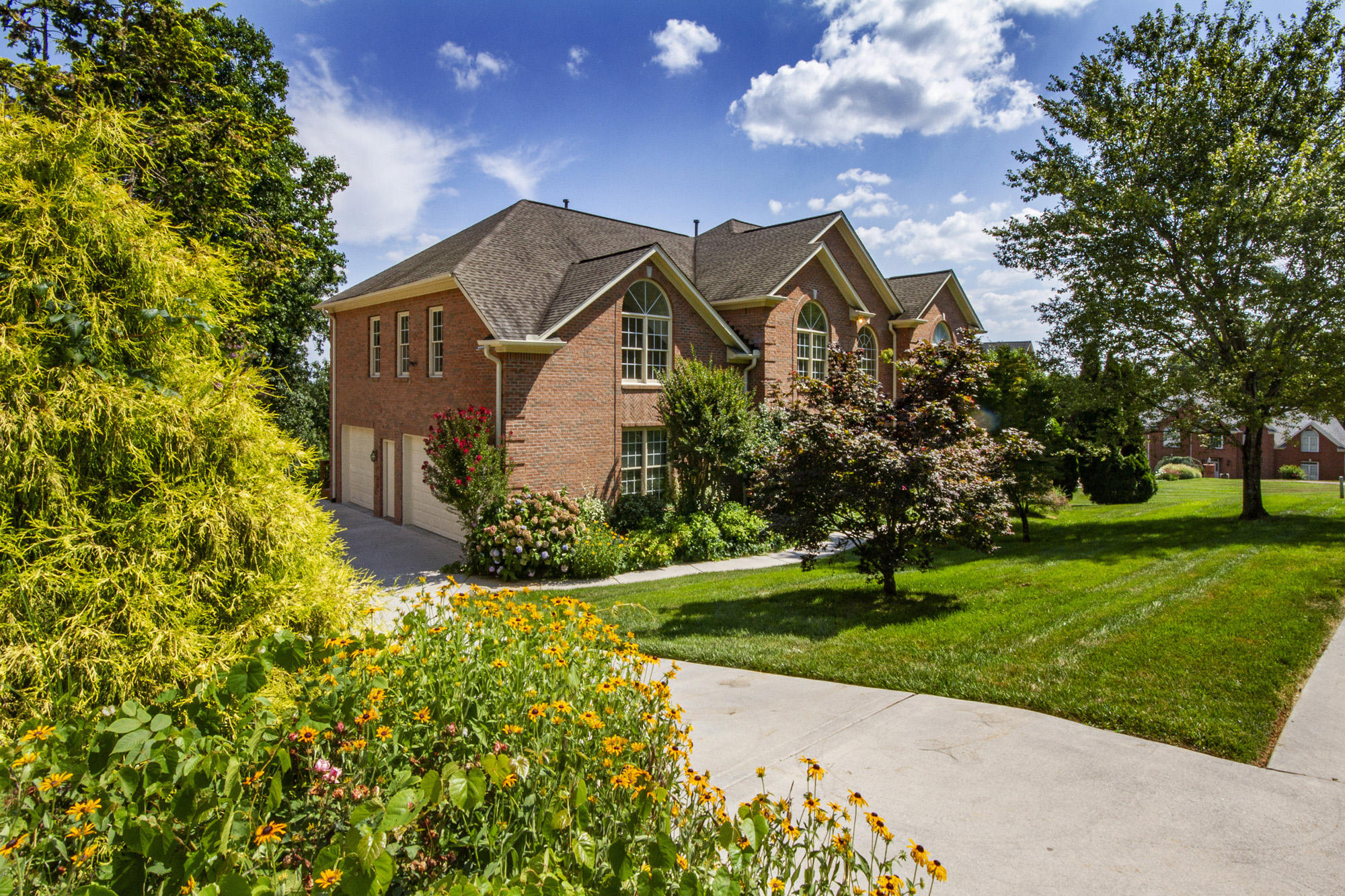 12930 Long Ridge Road Knoxville, TN 37934 - Photo 1 of 34 Mountain Views! All Brick home