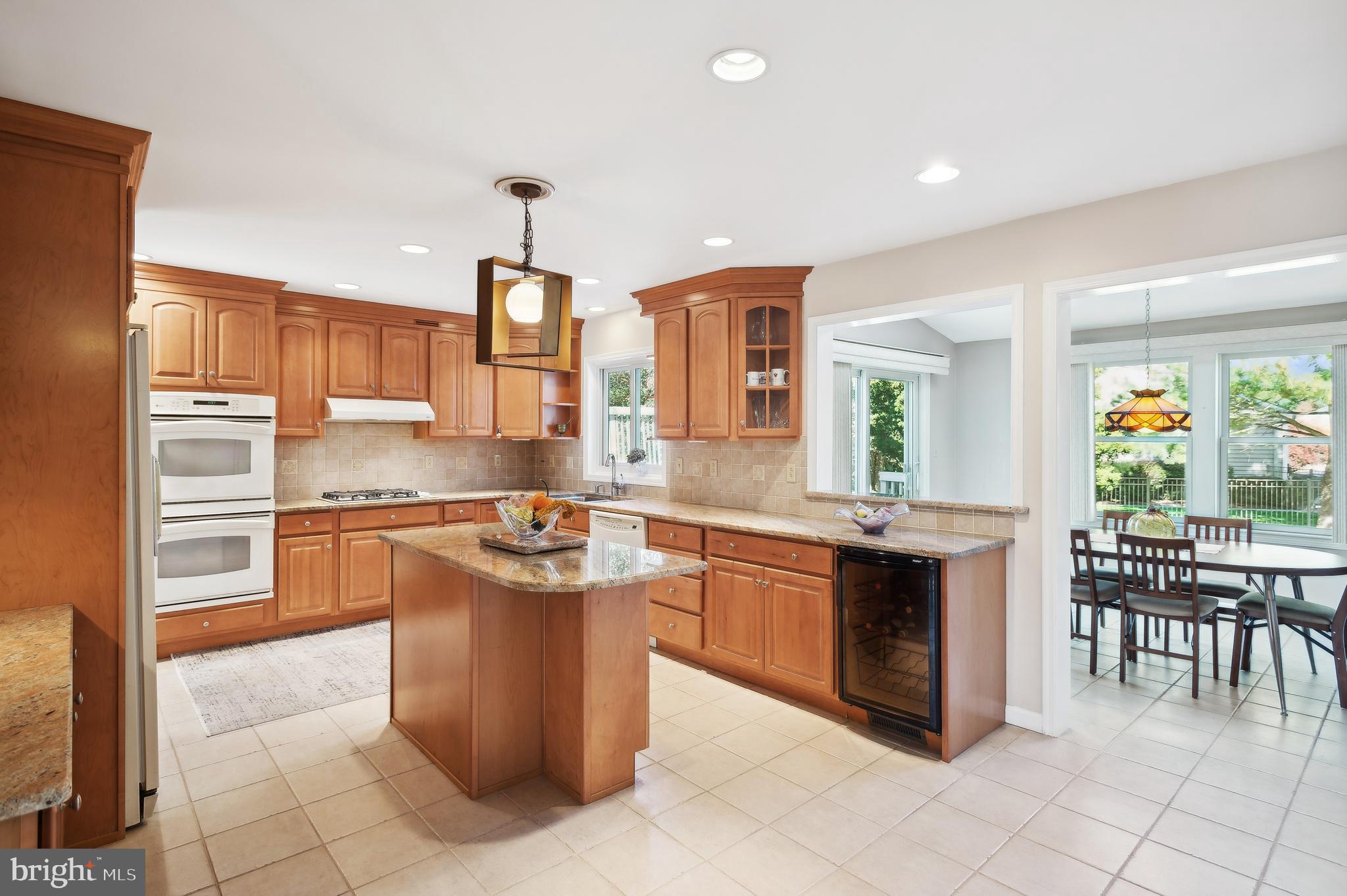 6 Matthew Road Hillsborough, NJ 08844 - Photo 8 of 36 Gallery Image 8