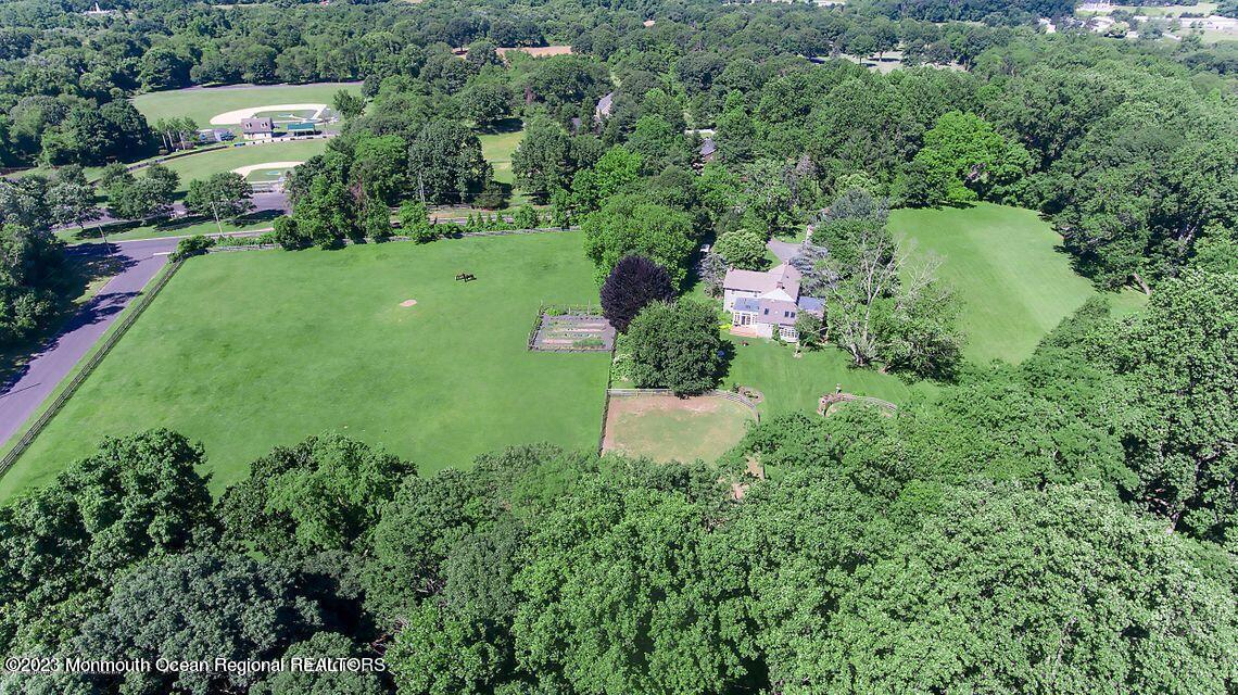 193 Laird Road Colts Neck, NJ 07722 - Photo 14 of 18 Private