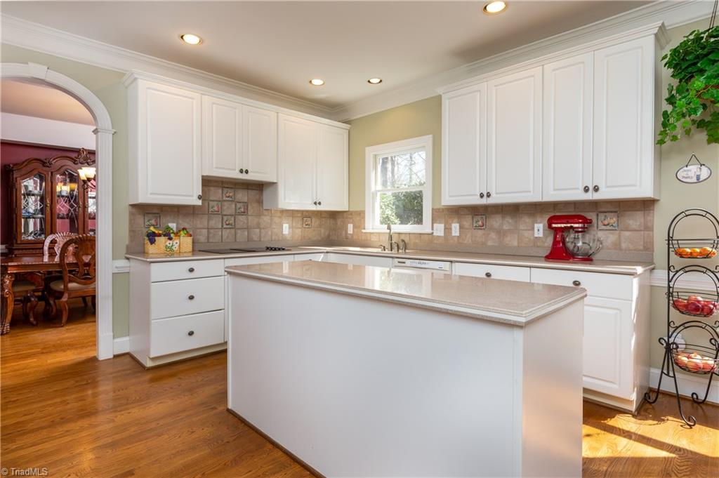 8607 Case Ridge Drive Oak Ridge, NC 27310 - Photo 9 of 30