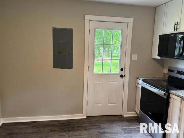3924 East Greenhill Road Decatur, IL 62521 - Photo 7 of 21