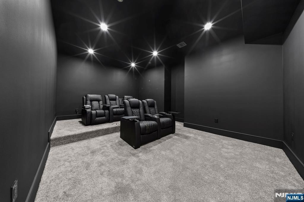 317 Edstan Way Paramus, NJ 07652 - Photo 42 of 48 a room with furniture