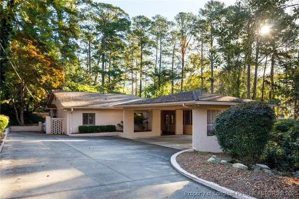 $750,000 | 440 Valley Road, Fayetteville, NC 28305