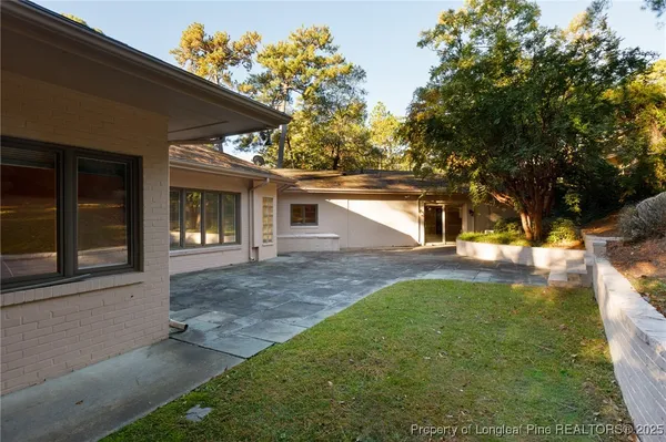 $750,000 | 440 Valley Road, Fayetteville, NC 28305