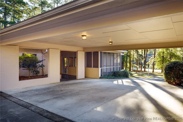 $750,000 | 440 Valley Road, Fayetteville, NC 28305