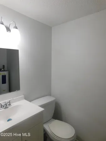 $1,500 | 2005 Lennoxville Road, Unit B, Beaufort, NC 28516