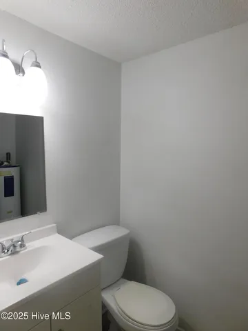 $1,500 | 2005 Lennoxville Road, Unit B, Beaufort, NC 28516