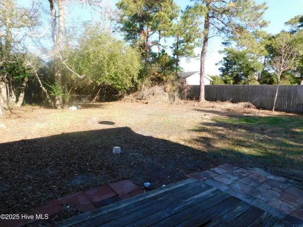 $1,500 | 2005 Lennoxville Road, Unit B, Beaufort, NC 28516