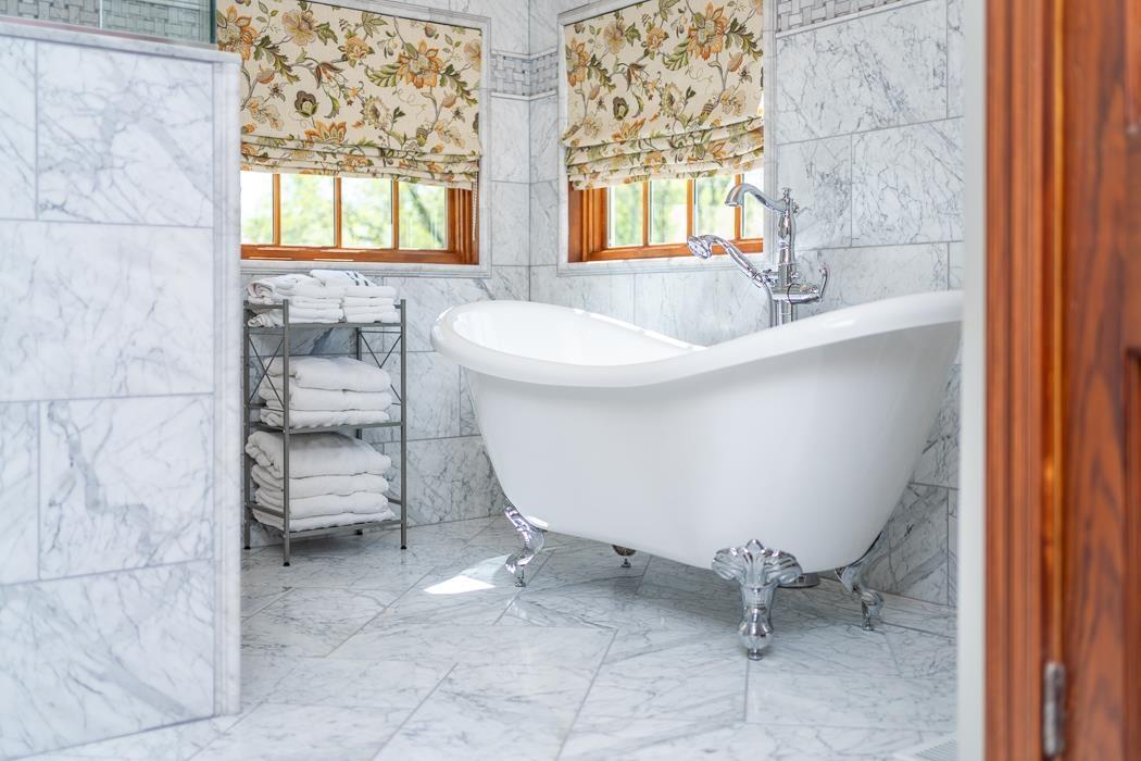 950 Lea Port Road Verona, VA 24482 - Photo 53 of 75 a bathroom with a sink and a bathtub