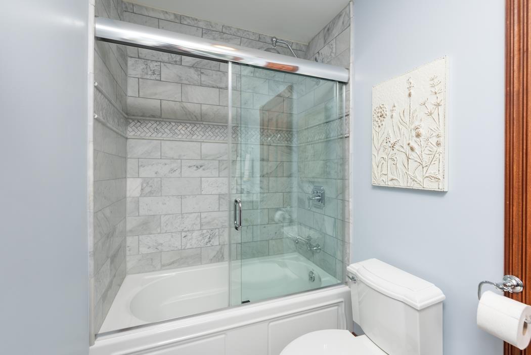 950 Lea Port Road Verona, VA 24482 - Photo 62 of 75 a bathroom with a bathtub and a toilet