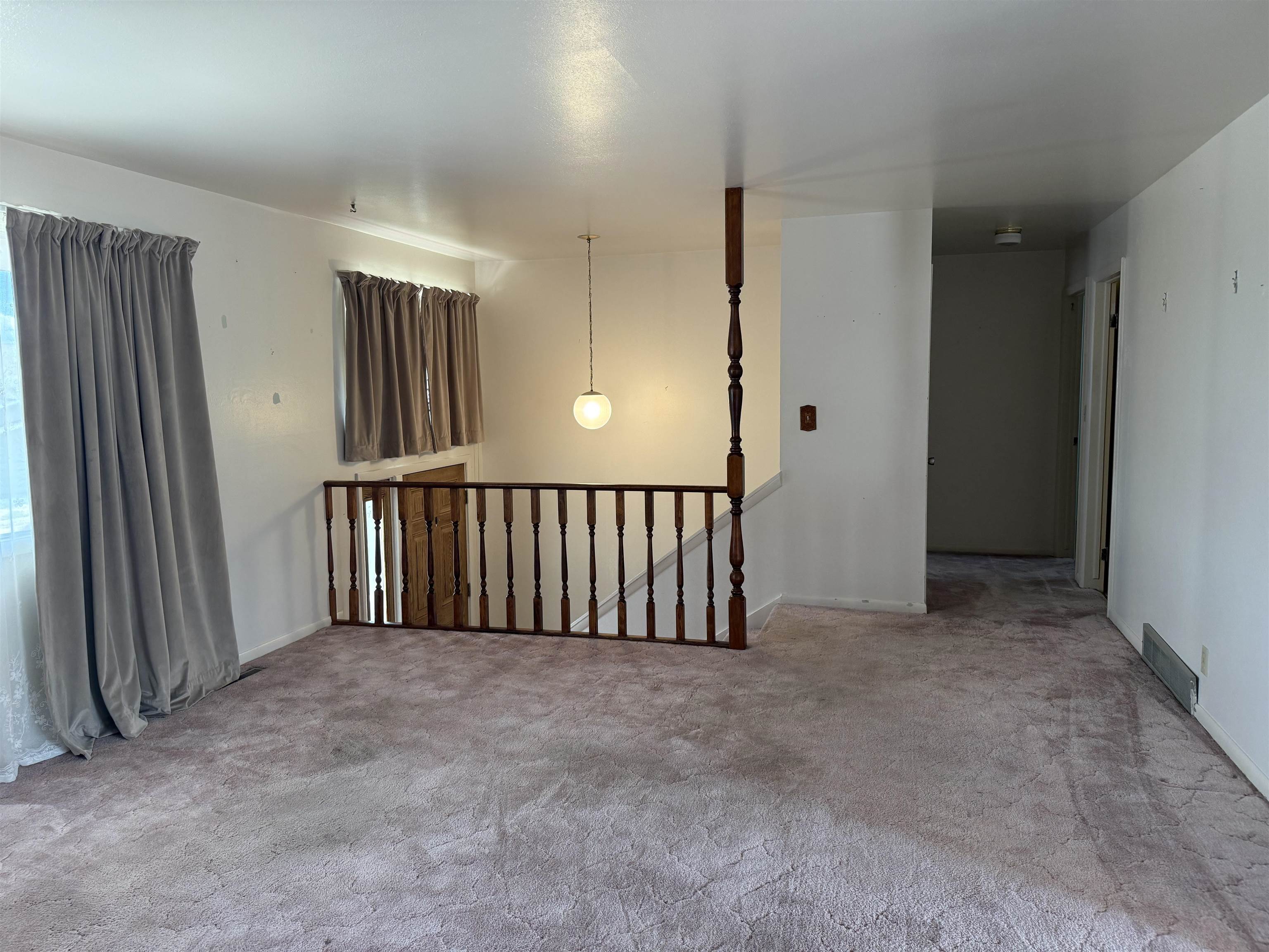 112 Peppermint Lane Thermopolis, WY 82443 - Photo 4 of 37