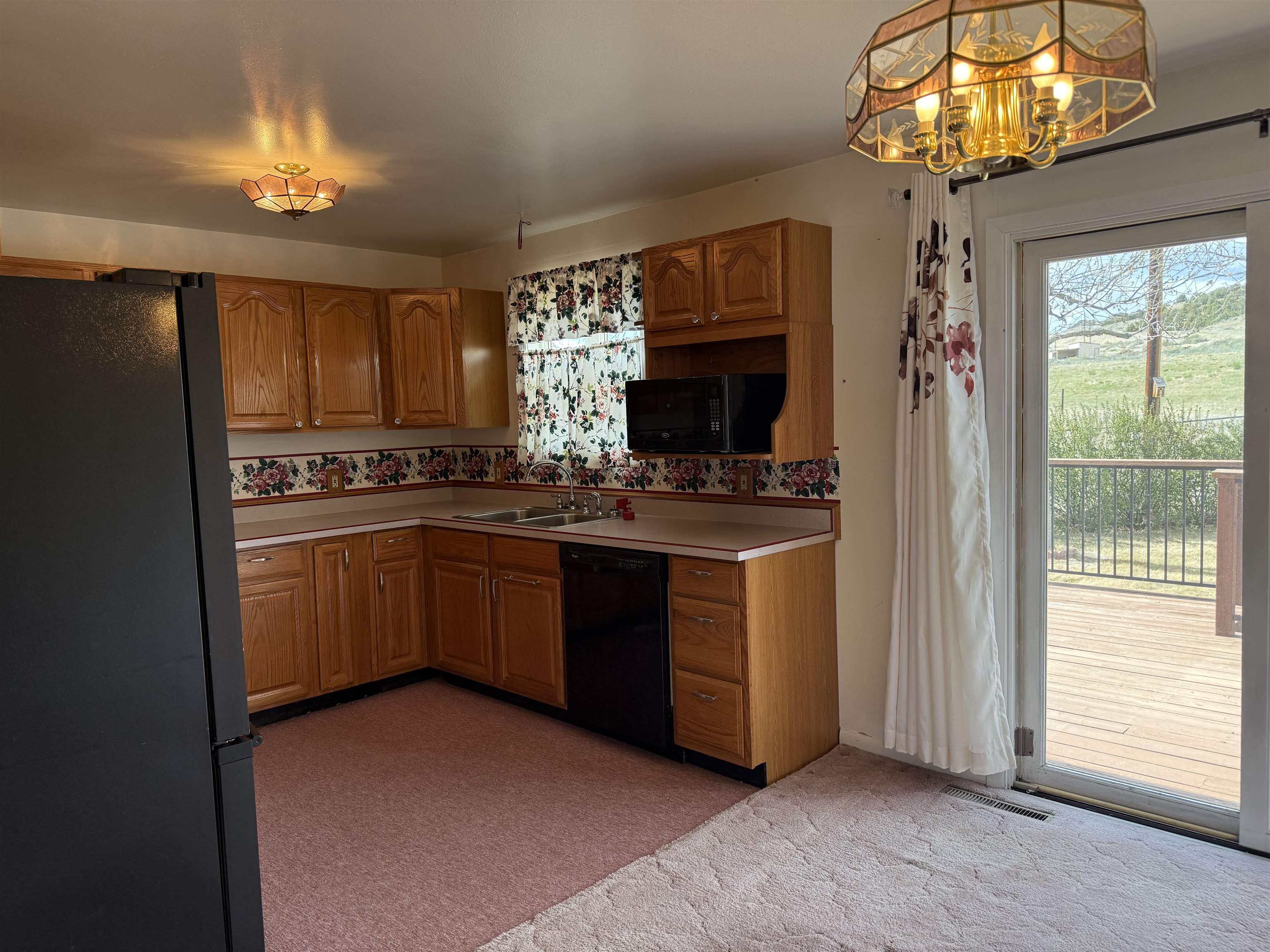 112 Peppermint Lane Thermopolis, WY 82443 - Photo 6 of 37