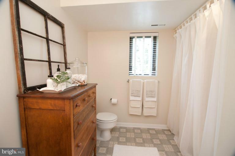 13707 Cripplegate Road Phoenix, MD 21131 - Photo 16 of 30 Bath #3