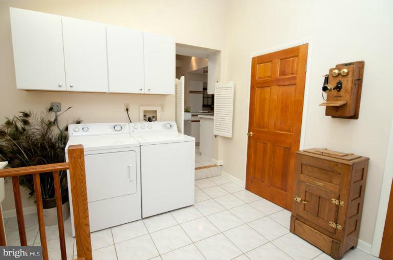 13707 Cripplegate Road Phoenix, MD 21131 - Photo 27 of 30 Laundry
