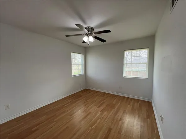 $1,600 | 5828 Lazy River Drive, Dallas, TX 75241