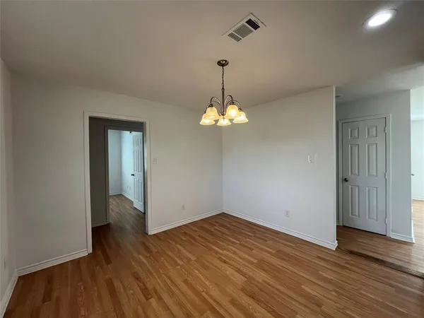 $1,600 | 5828 Lazy River Drive, Dallas, TX 75241