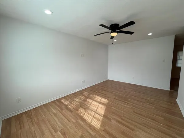 $1,600 | 5828 Lazy River Drive, Dallas, TX 75241