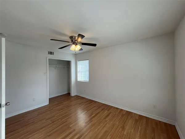 $1,600 | 5828 Lazy River Drive, Dallas, TX 75241