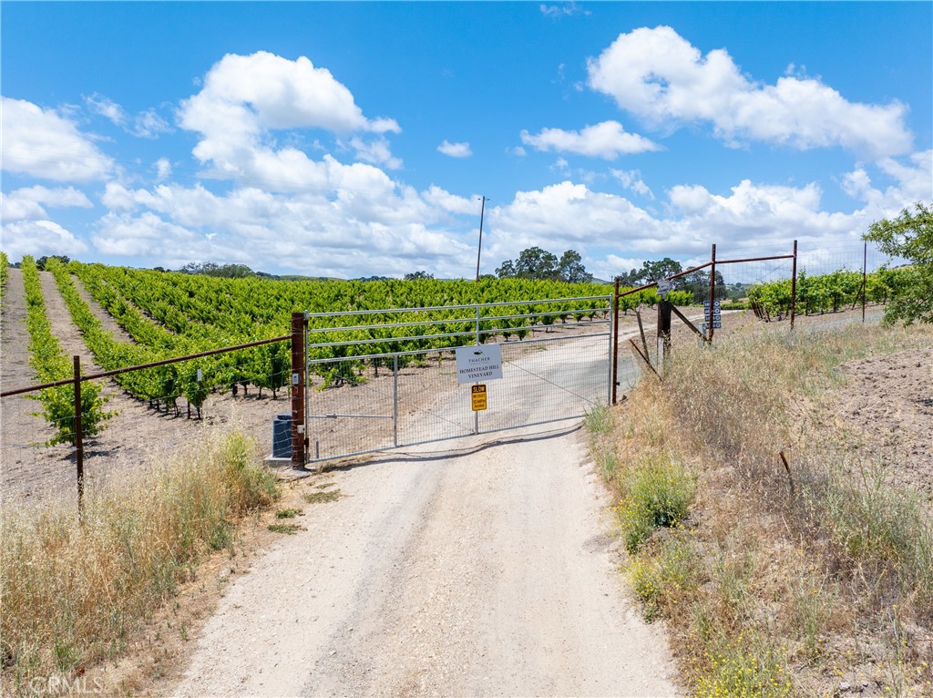 1618 Kiler Canyon Road Paso Robles, CA 93446 - Photo 11 of 62