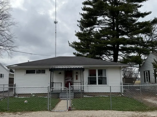 $119,900 | 3505 South Ebright Street, Muncie, IN 47302