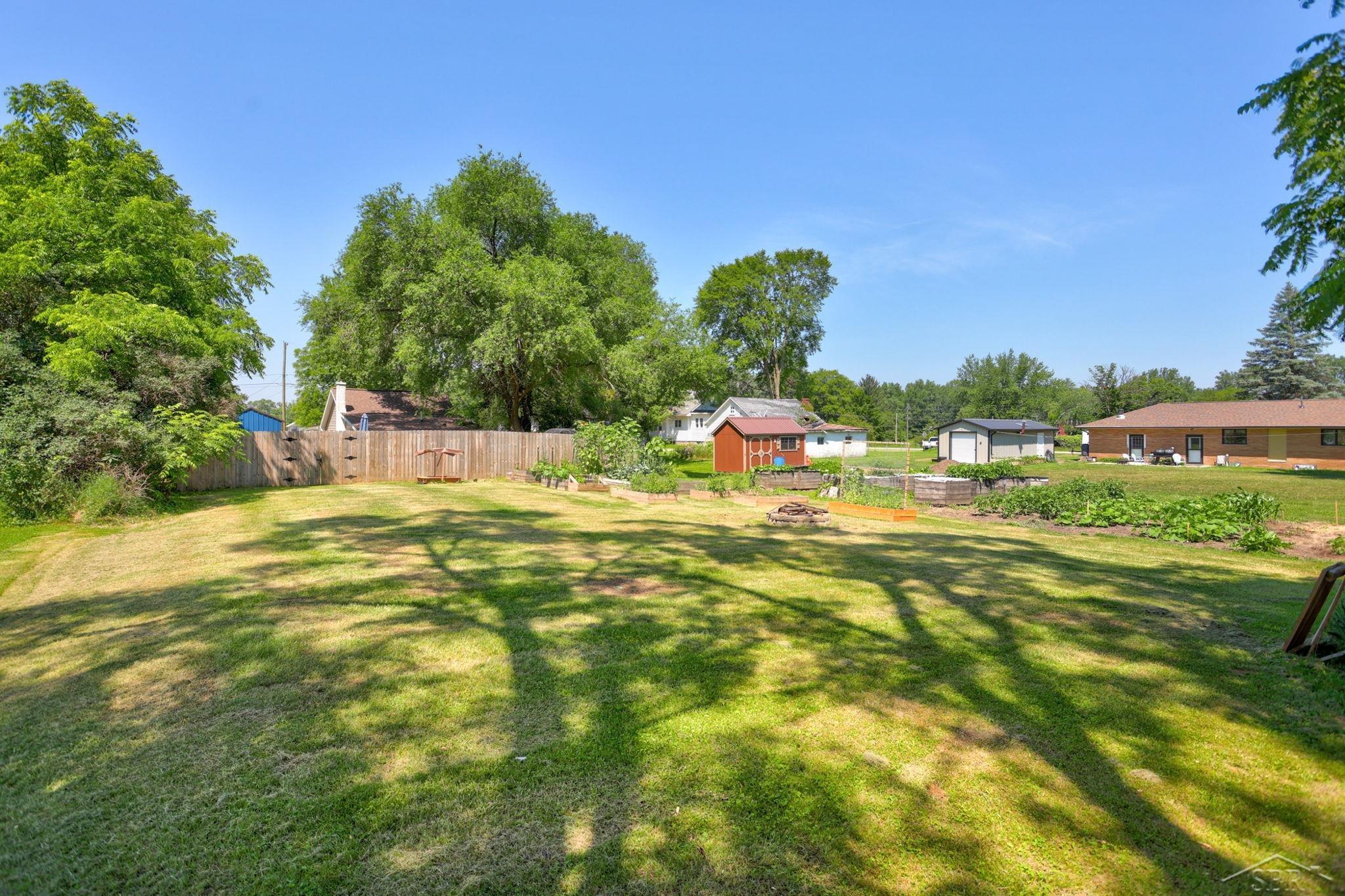 1177 South Poseyville Road Midland, MI 48640 - Photo 31 of 32