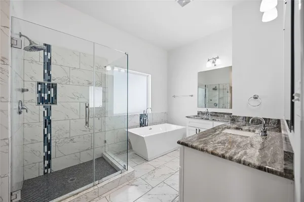 $1,900 | 4521 Clover Street, Houston, TX 77051