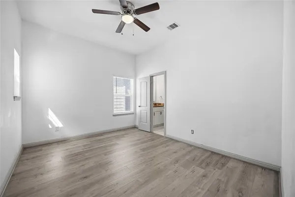 $1,900 | 4521 Clover Street, Houston, TX 77051