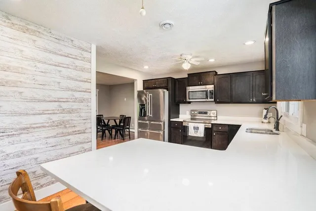 $479,500 | 3840 East Gull Lake Drive, Hickory Corners, MI 49060