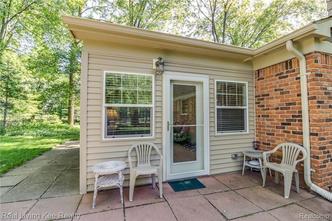 1366 Greenleaf Drive Rochester, MI 48309 - Photo 26 of 29 28.jpg