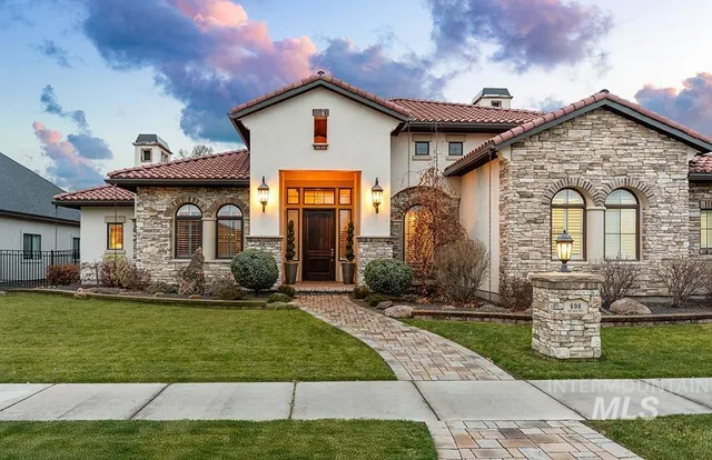 $1,699,900 | 698 West Back Forty Drive, Eagle, ID 83616