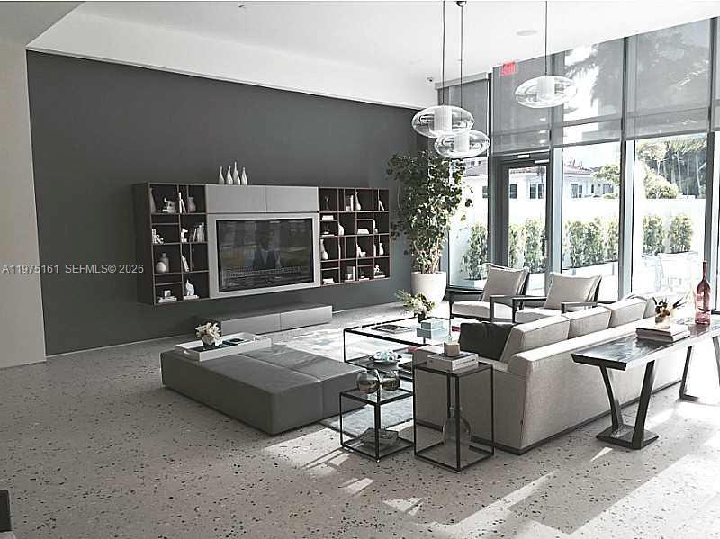 460 Northeast 28th Street, Unit 3203 Miami, FL 33137 - Photo 39 of 41 Exterior Front