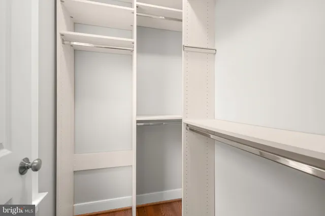 $2,240,000 | 217 Pleasant Street Southwest, Vienna, VA 22180