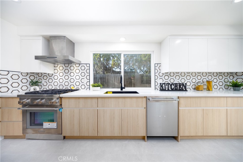 19421 Sierra Lago Road Irvine, CA 92603 - Photo 14 of 47