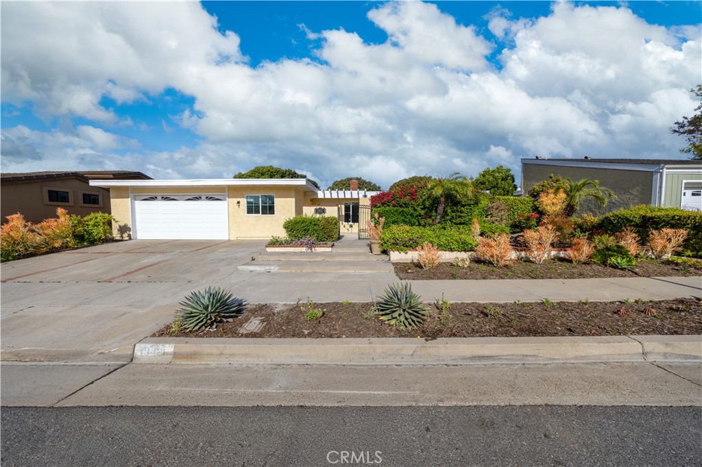 19421 Sierra Lago Road Irvine, CA 92603 - Photo 2 of 47