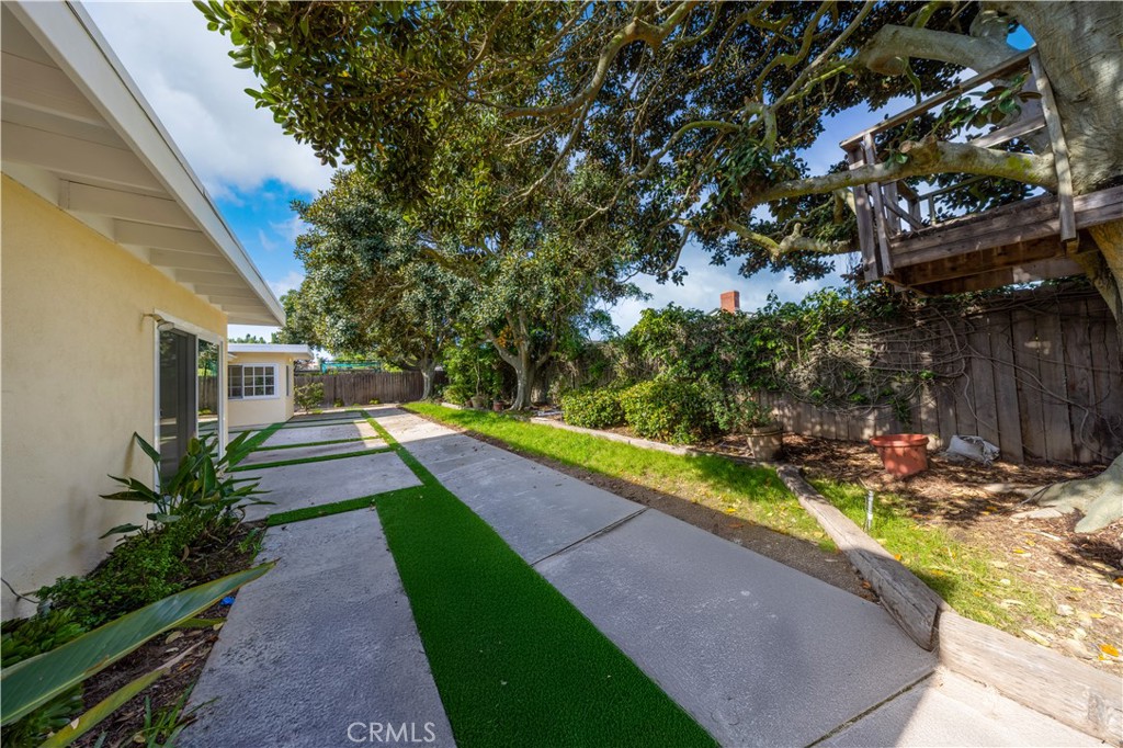 19421 Sierra Lago Road Irvine, CA 92603 - Photo 35 of 47