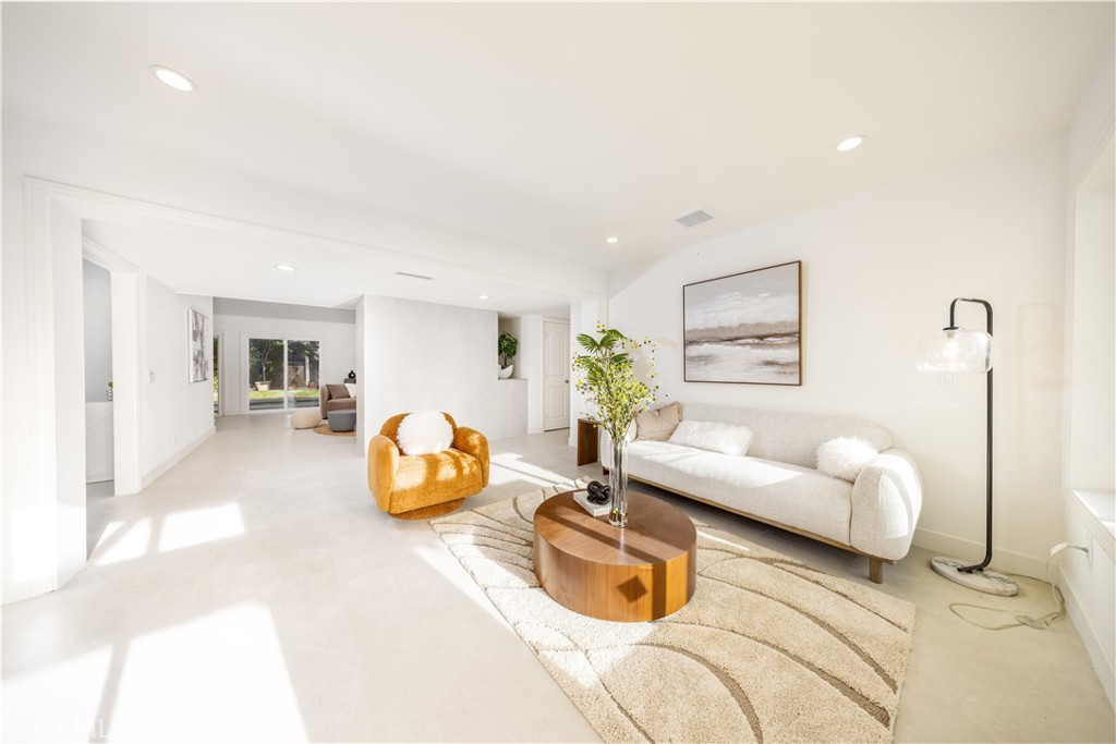 19421 Sierra Lago Road Irvine, CA 92603 - Photo 4 of 47