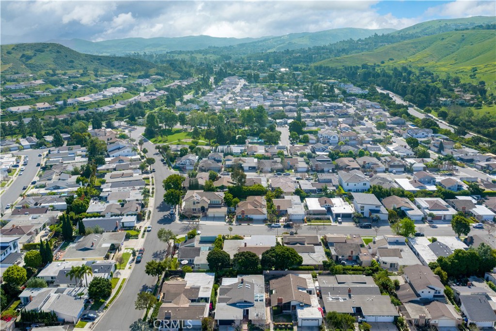 19421 Sierra Lago Road Irvine, CA 92603 - Photo 45 of 47