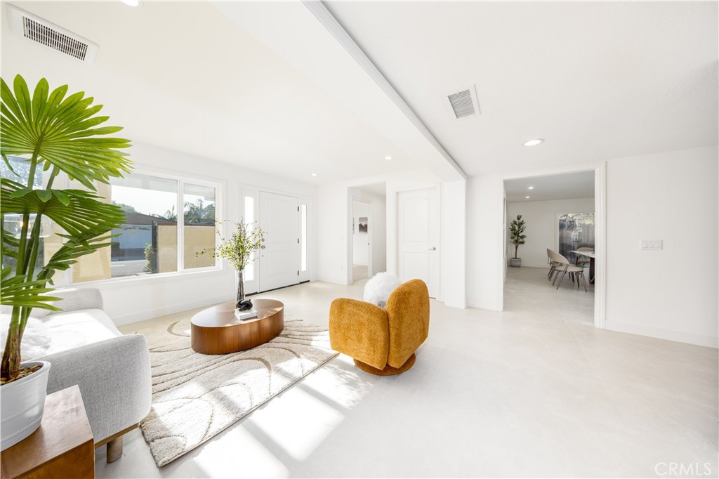 19421 Sierra Lago Road Irvine, CA 92603 - Photo 7 of 47