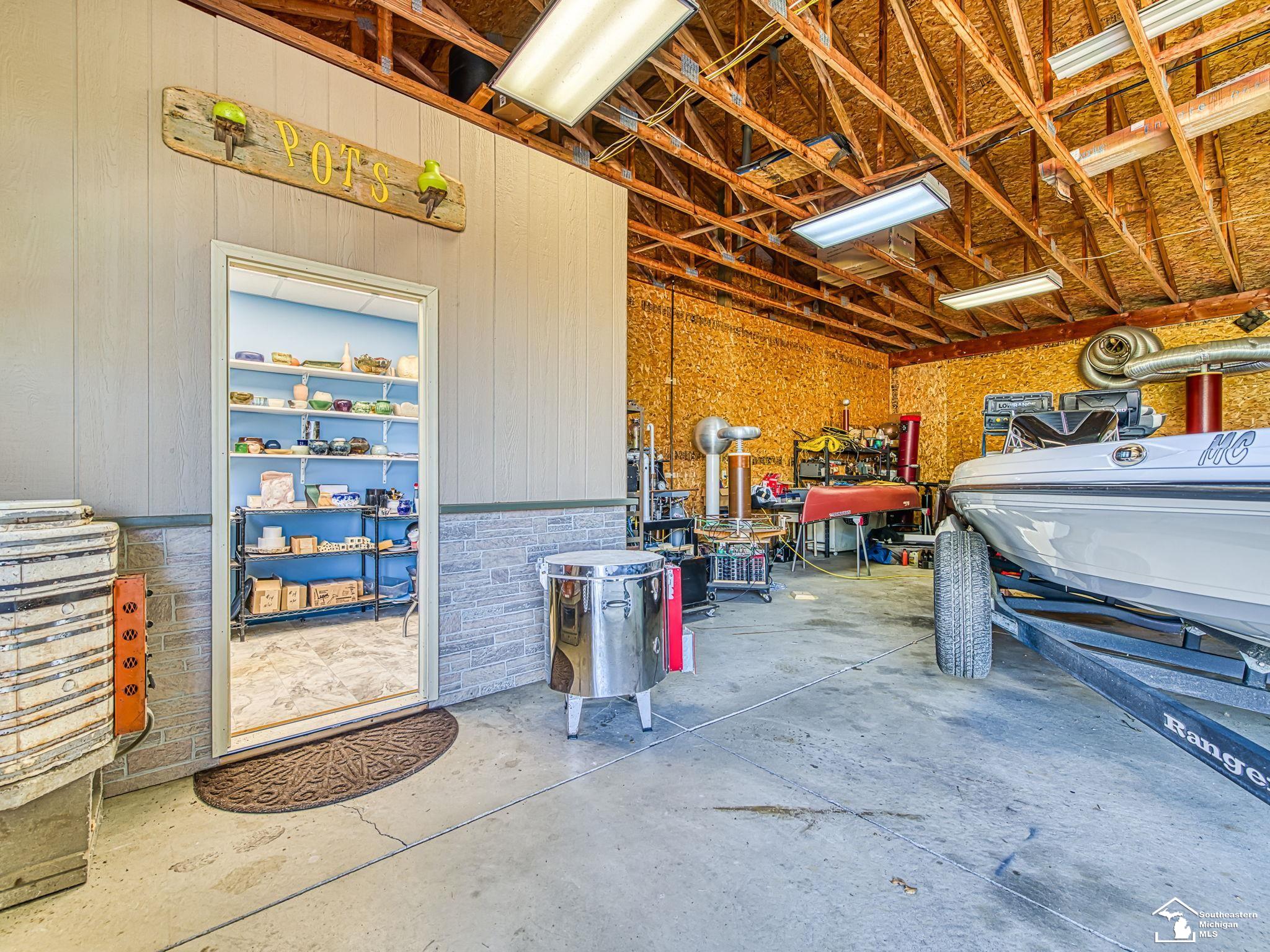 4992 Post Road Newport, MI 48166 - Photo 51 of 87 50191761-18e9f9db-ec3f-4a25-bd92-b94553323bef.JPG